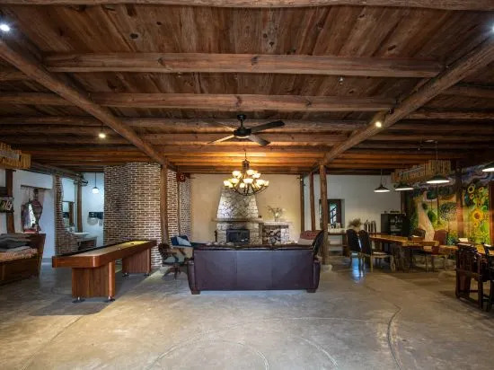 Moganshan Fuyaji Holiday Boutique Hostel
