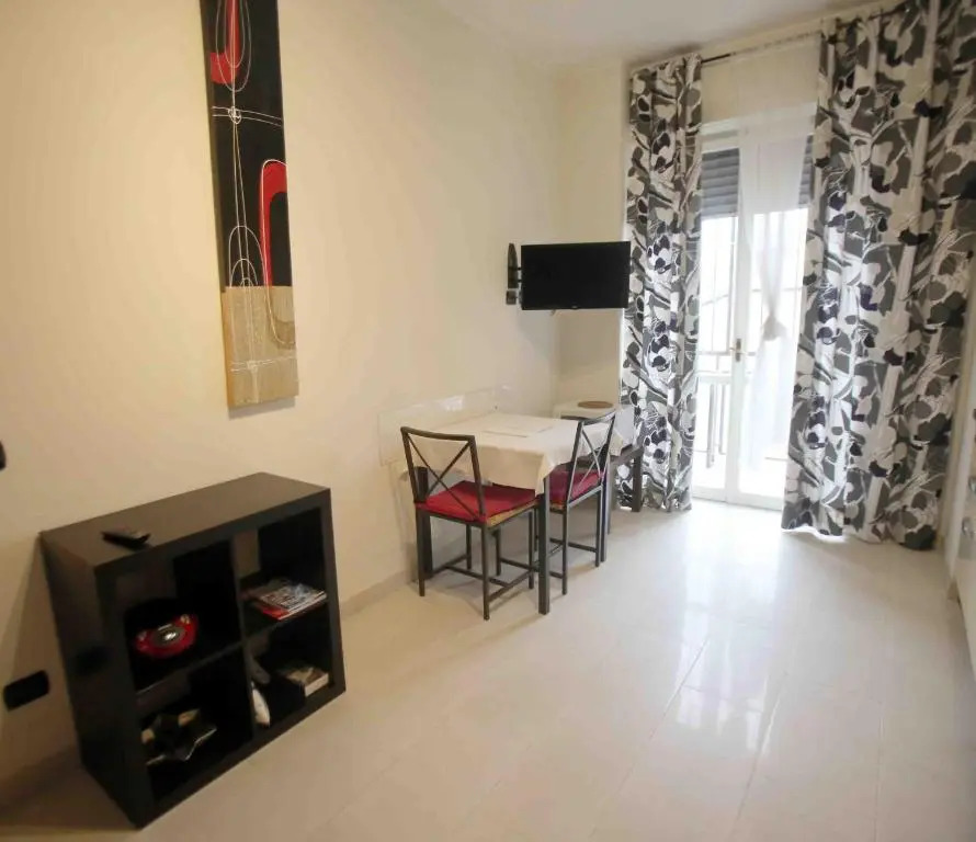 Smart Central Apartments