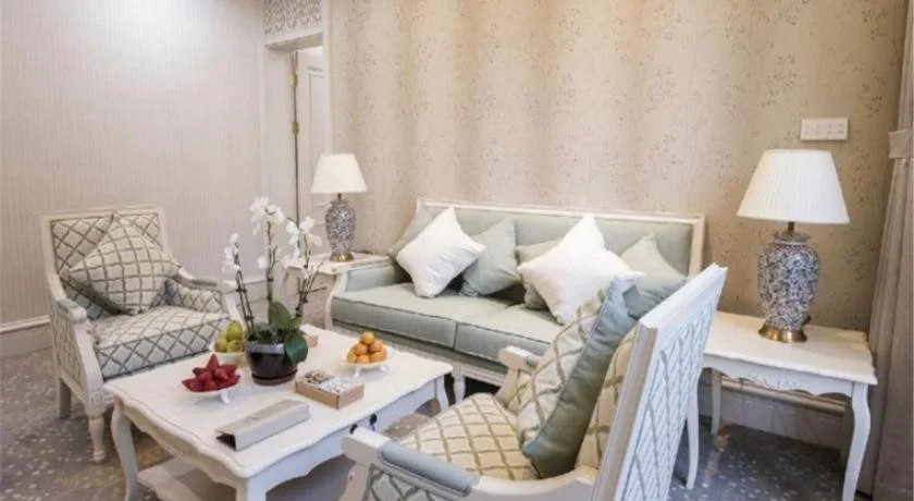 The Golden Beach No.1 Boutique Hotel