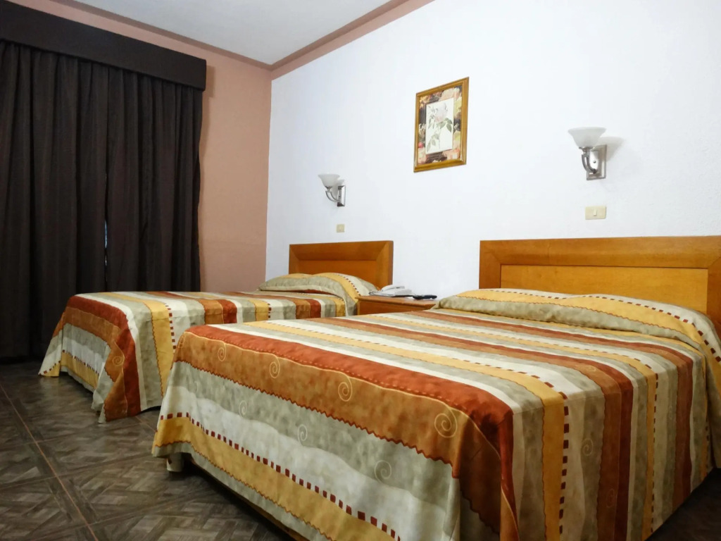 Hotel Astromundo