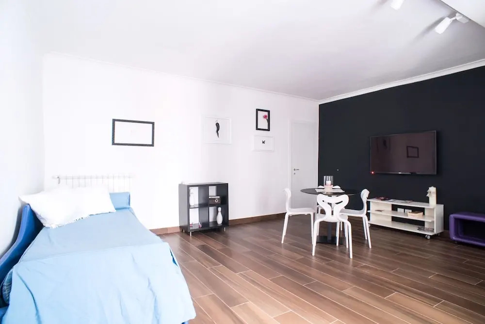 Napoli Squares Suites