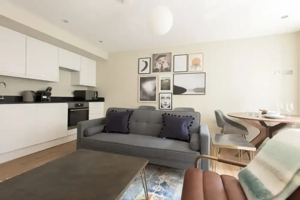 The New Bond Street Loft - Modern 1bdr City Centre Apartment