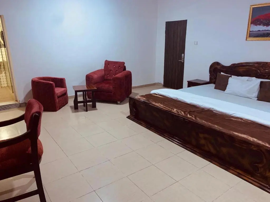 E-Gold Luxury Hotel