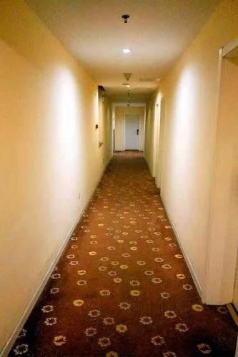 Home Inn (Tianjin Qixiangtai Road)