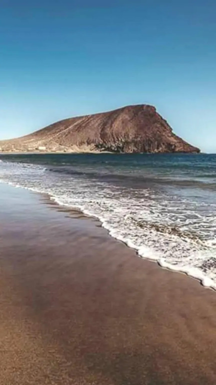 House with 2 Bedrooms in Santa Cruz de Tenerife, with Wonderful Sea View, Pool Access, Enclosed Garden - 8 Km From the Beach