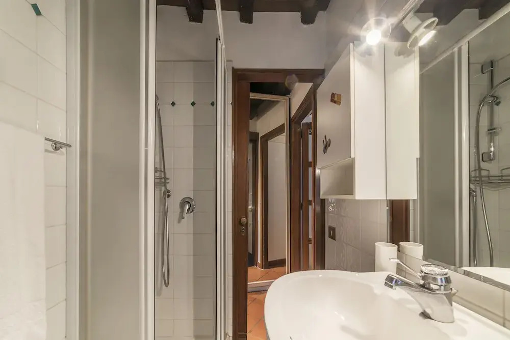 Stylish Flat Domus Aurea