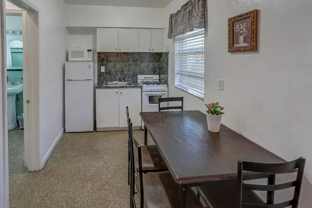 Richards Pet Friendly Motel