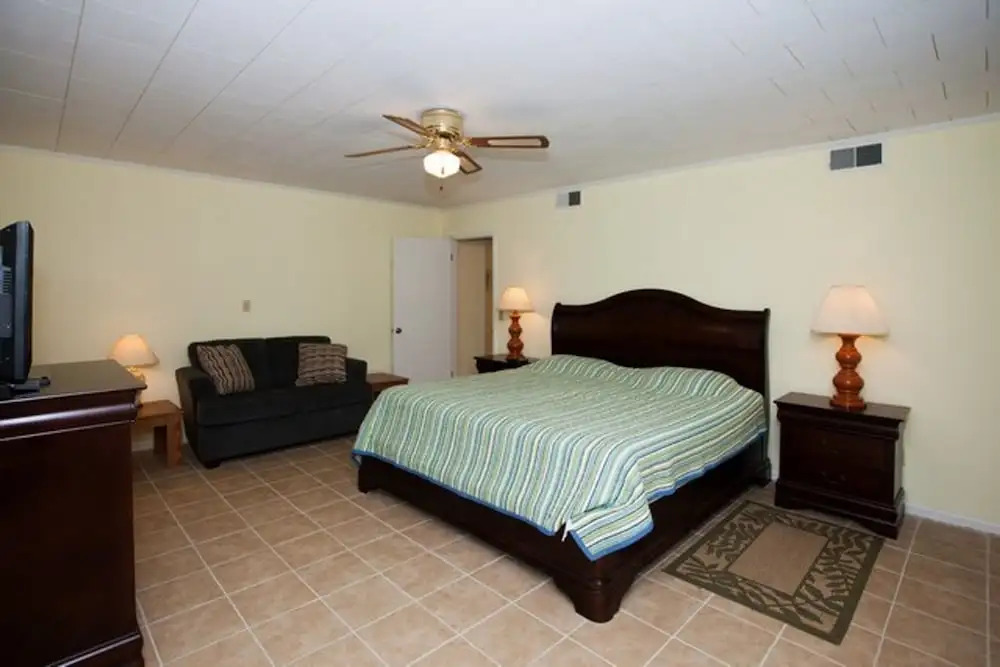 SEA Cottage Apartment by Jekyll Realty