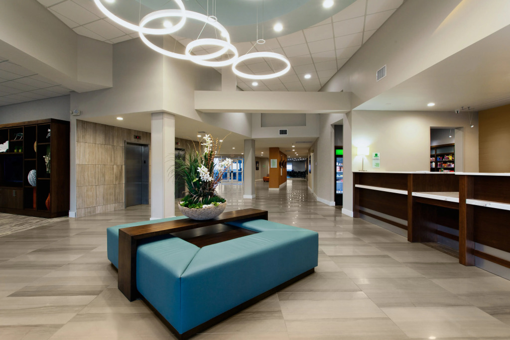 Holiday Inn Hotel & Suites Daytona Beach On The Ocean by IHG