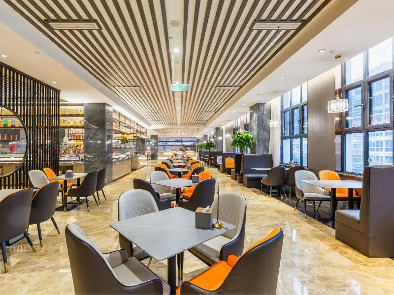 RuiLi Blossom Hotel
