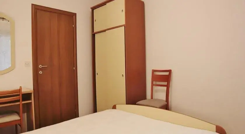 Apartment Ceh 397