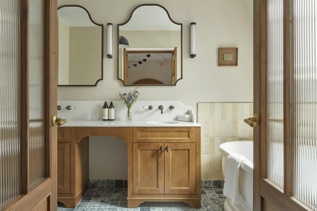 Отель Le Grand Hotel Cayre