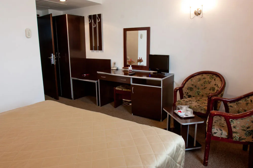 Denisa Hotel