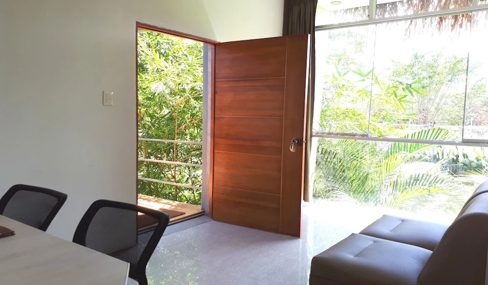 COCONUT TARAPOTO - ECO RESORT