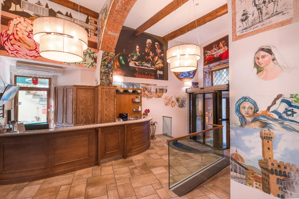 Hostel Archi Rossi