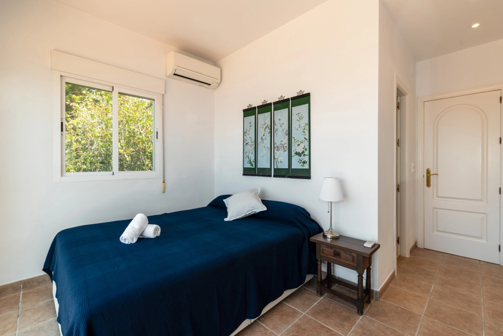 CERRO GORDO luxury 4 bedroom" vila" with spectacular views of the coast and mountain and 18m long swiming pool