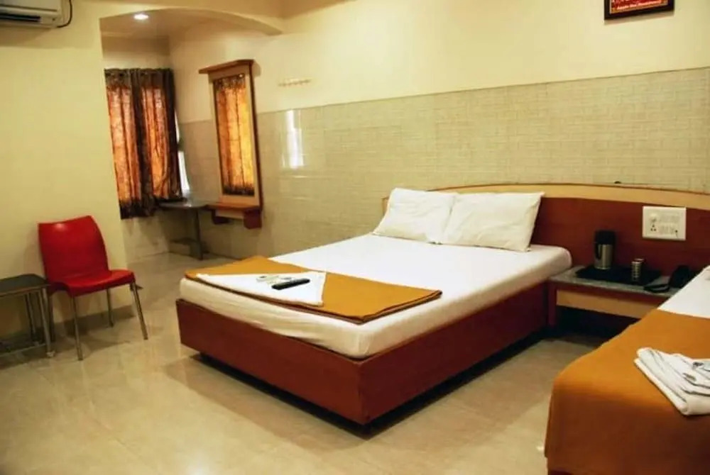 Hotel Apple Sai Residency