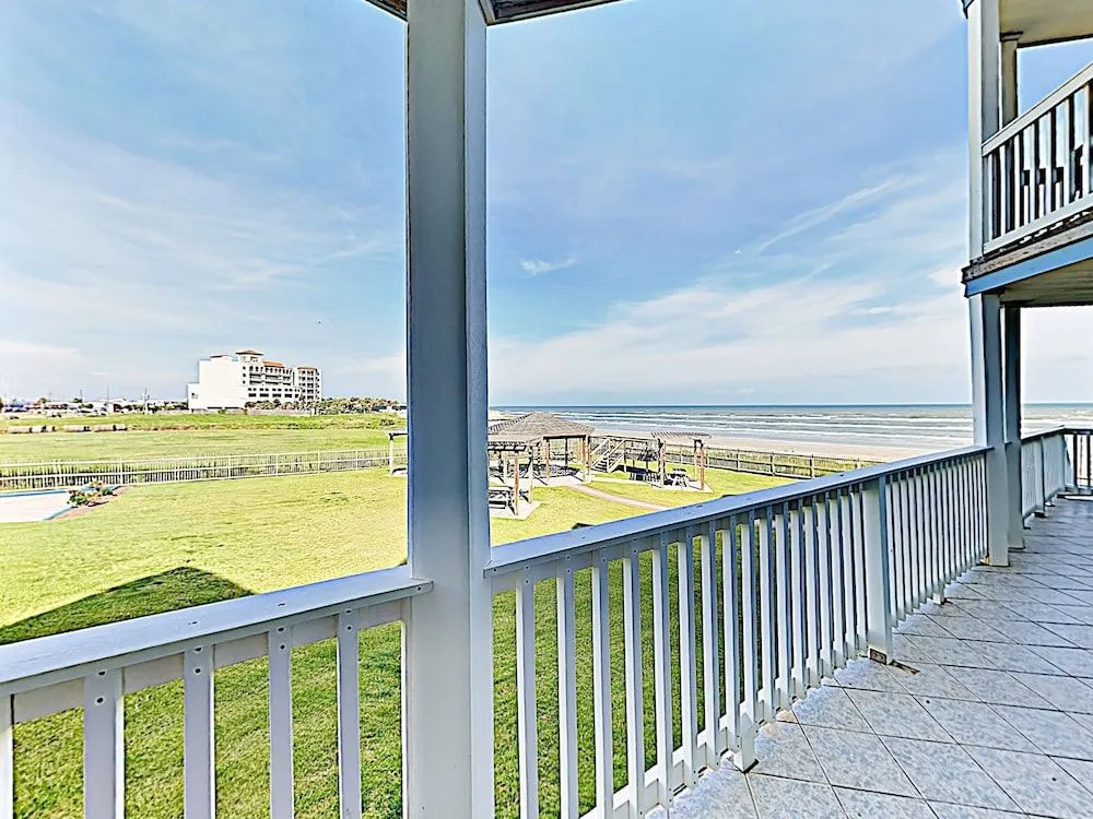 Alwaysunny Condo Unit 2115 2 Bedrooms 1.5 Bathroom Condo