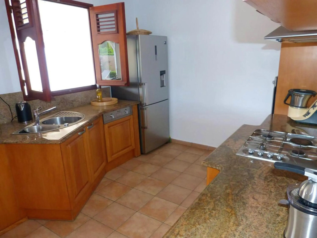 Villa de 4 chambres avec piscine privee et wifi a Baie Mahault