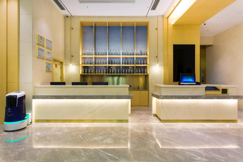 Starway Hotel Nanchang Honggutan Lvdi Twin Tower Wanda Plaza
