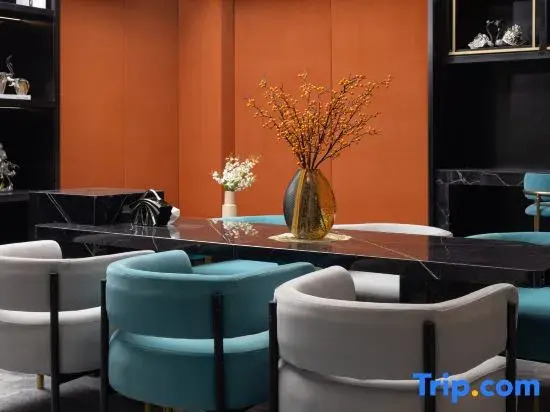 XANA Deluxe Hotel (Harbin Haxi High-Speed Railway Station Wanda Plaza)