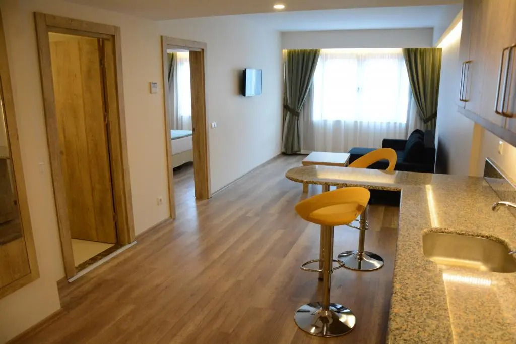 DEVREK OTEL