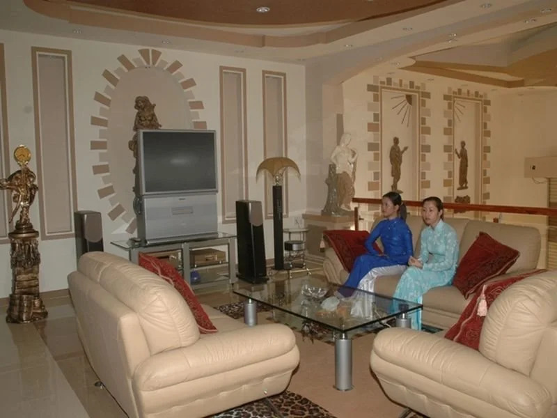 Ho Phong Hotel