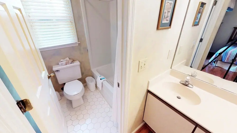 River Creek 1 Unit 401