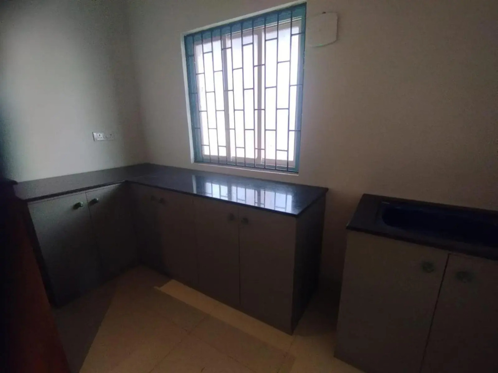 The Baga Domingo - 50 meters from Baga Beach