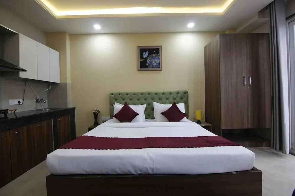 Lime Wood Stay - Studio Apartment
