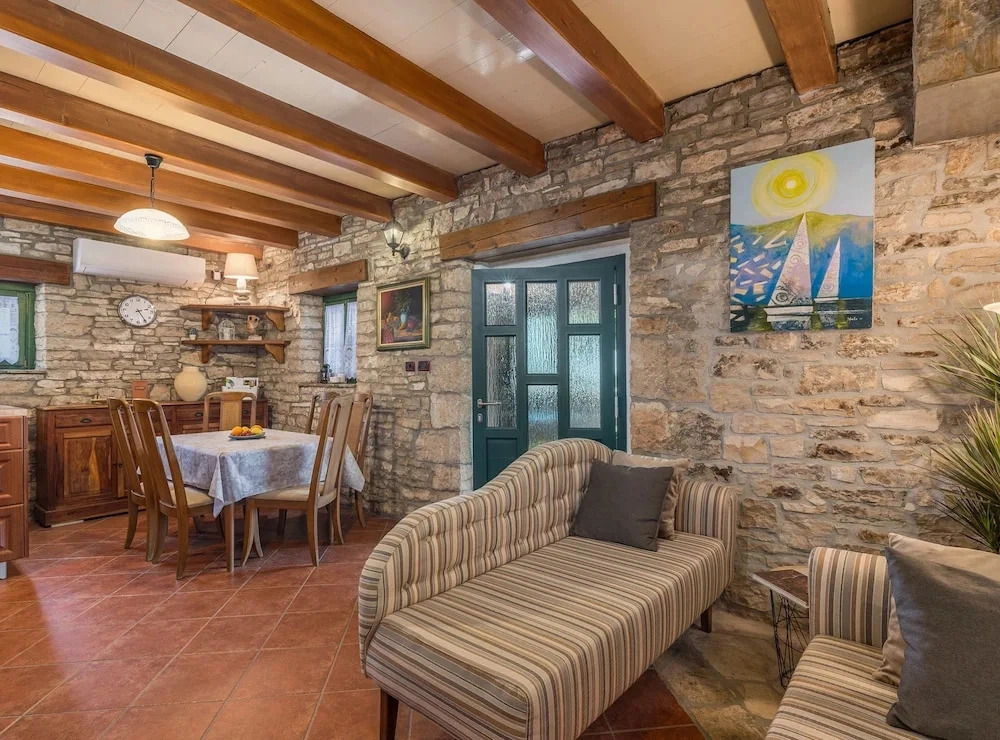 Rustical Stone House Kanfanar With Pool