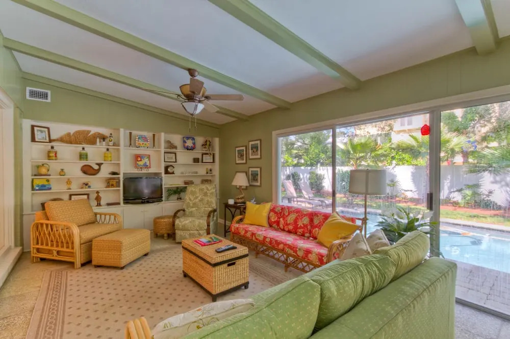 4322 15th Street by Hodnett Cooper