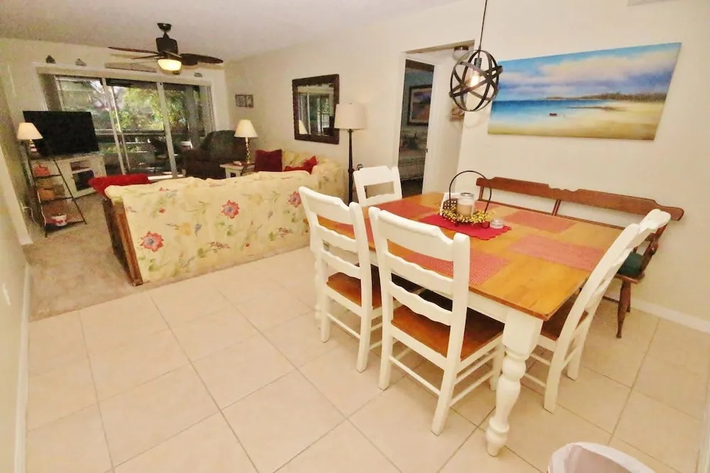 Sea Woods 172 Apartment 2