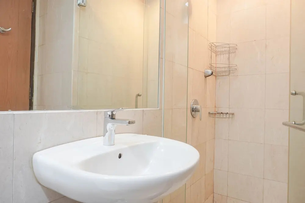 Comfort And Minimalist 3Br Apartment At Bellagio Residence