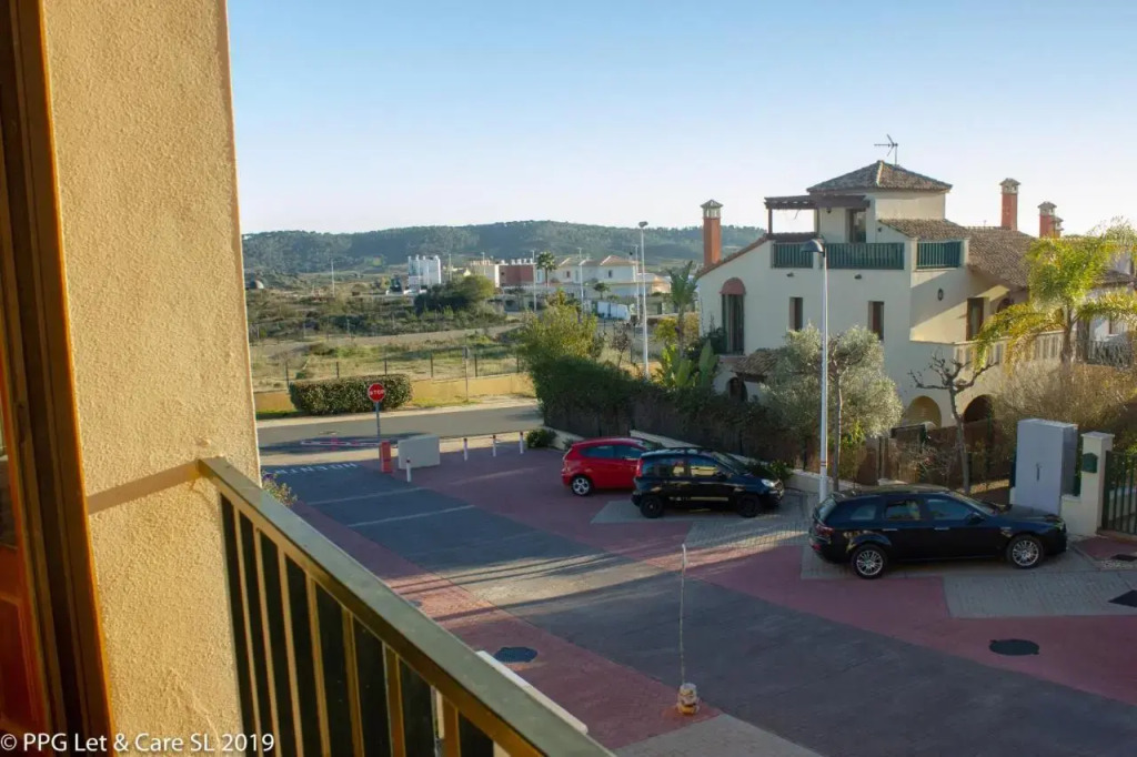 Town House with Garden and Pool Access
