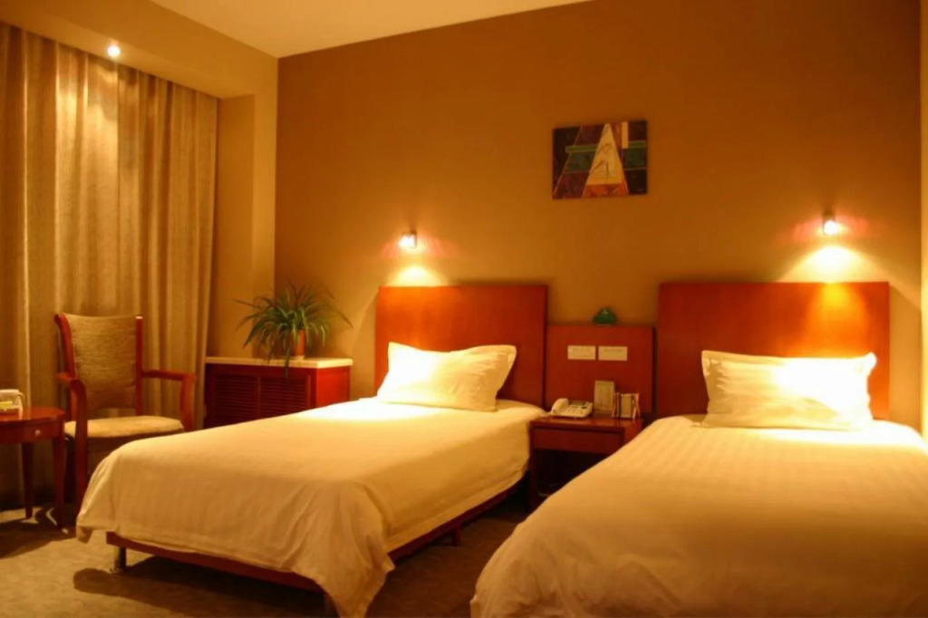 GreenTree Inn Shanghai PVG HuaXia East Rd Station Hotel