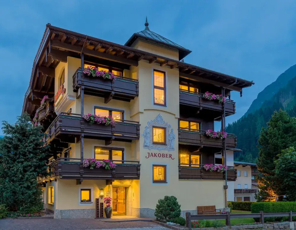 Hotel-Garni Jakober - B&B und Appartements