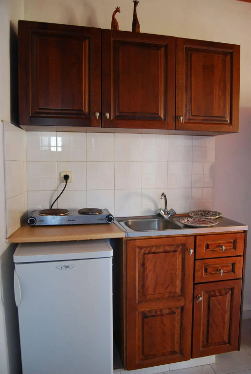 Erato Apartments