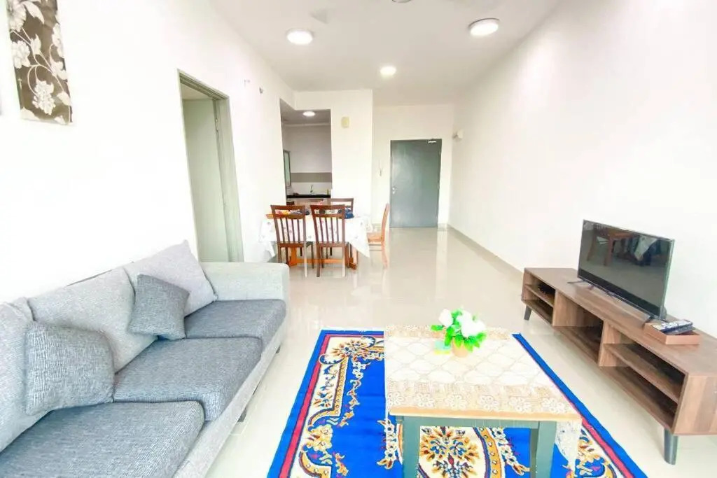 One South 6Pax with WIFI and NETFLIX by TBH