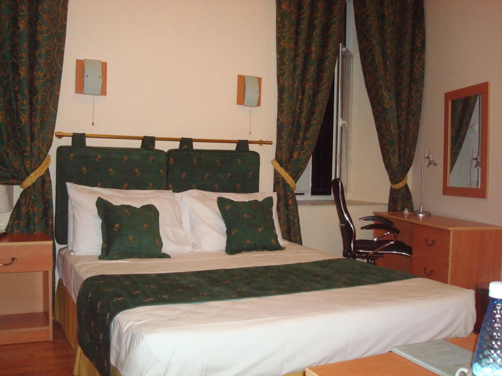Отель Old City Inn