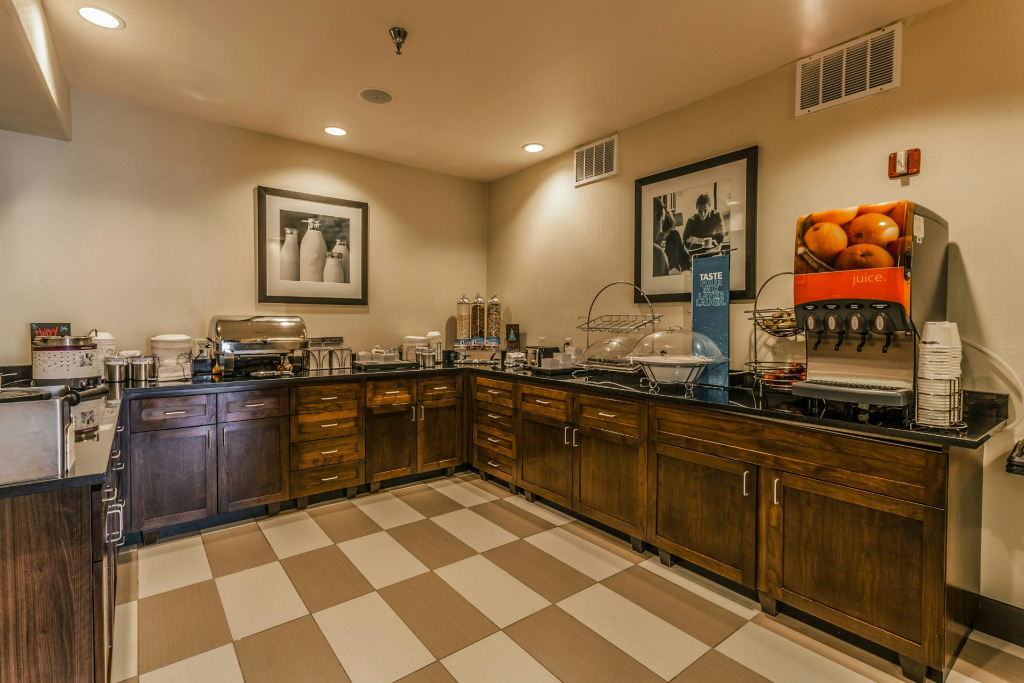 Hampton Inn Colorado Springs-Airport