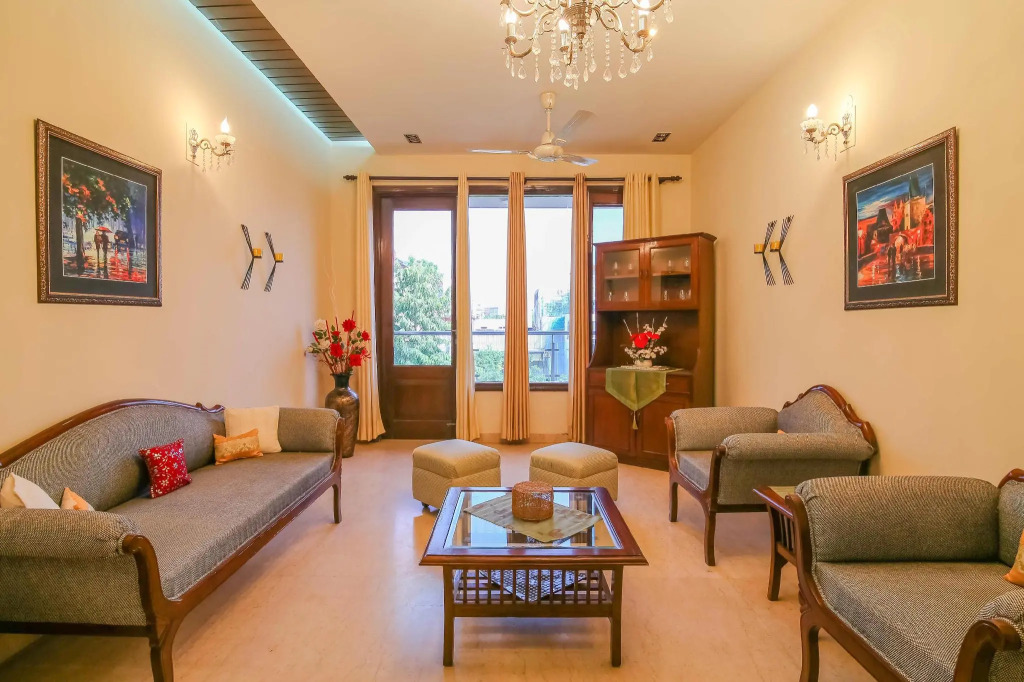Hostie Sarvada-3 BR Apt, South Delhi GK-2