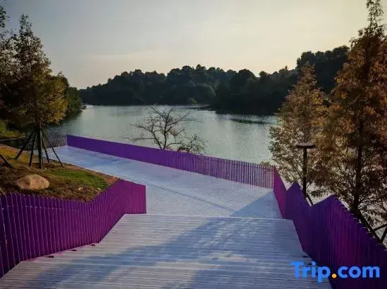 XinYu  Fairy Lake Tianmu Hot Spring Resort Hotel