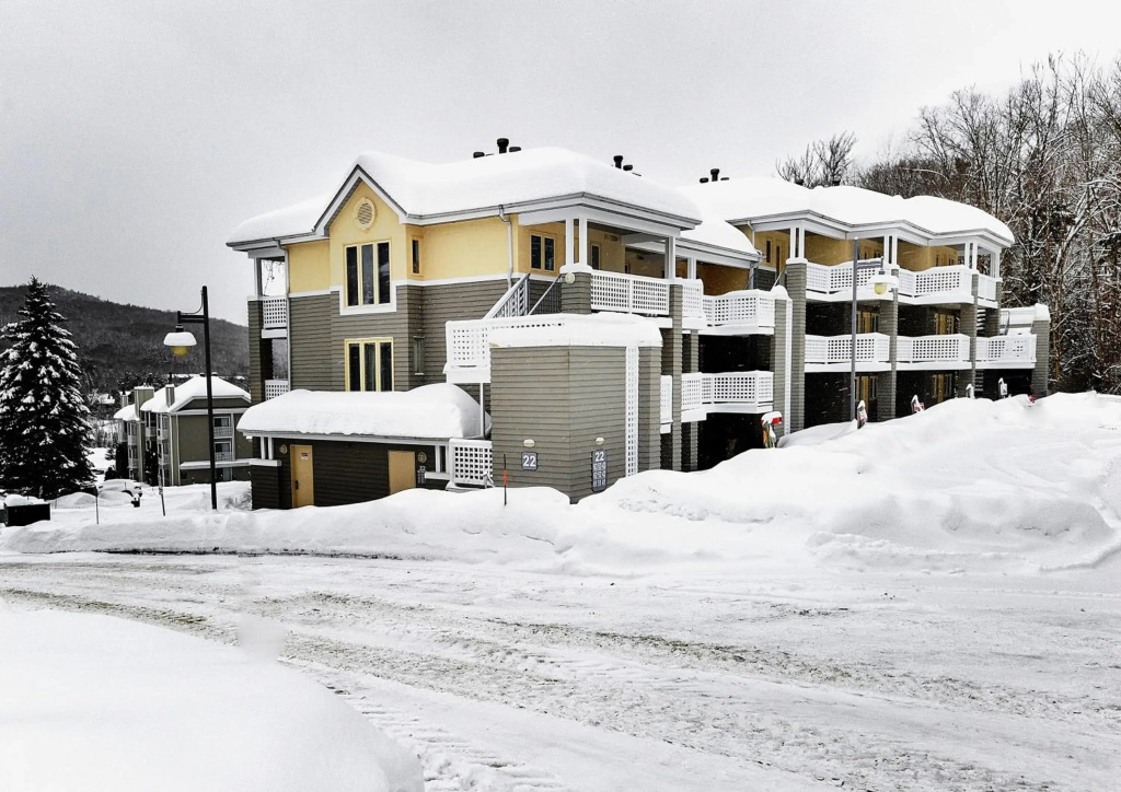Condo 32 22 Chemin du Hameau by Les Chalets Alpins