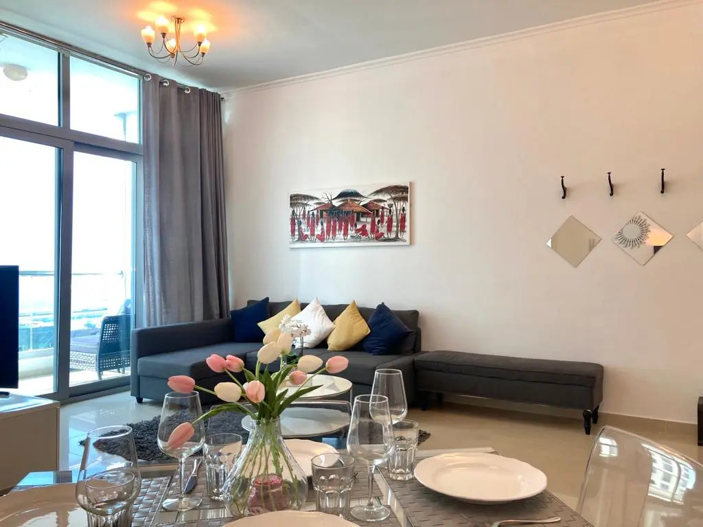 Gorgeous 1 bedroom with balcony in Dubai Marina