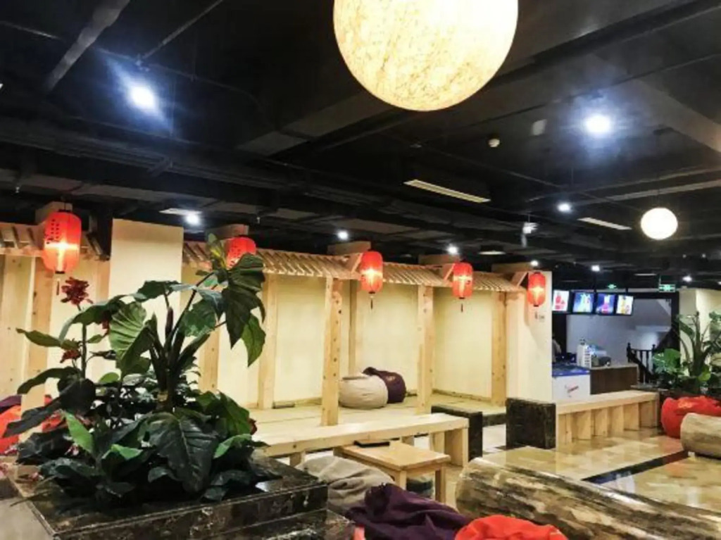 Saina Island Hot Spring Hotel