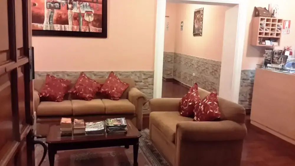 Hotel Pradera Verde Inn