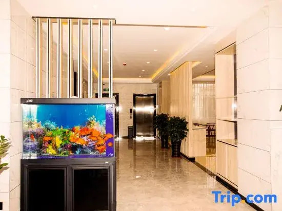 GreenTree Inn Express (Qingdao Golden Beach shanli subway station)