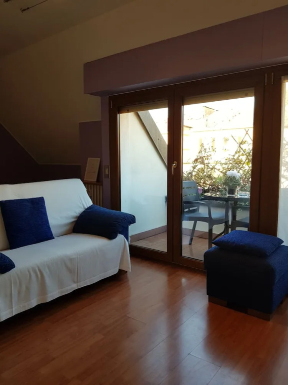 Residence House Aramis Down Town