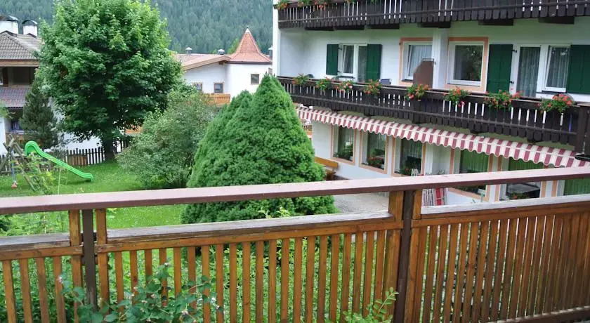 Hotel Wiesenhof